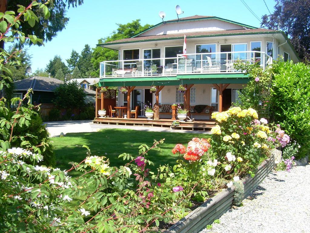 Davis Bay Bed & Breakfast Сечелт Екстер'єр фото